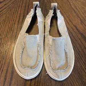 Boys slip on shoes